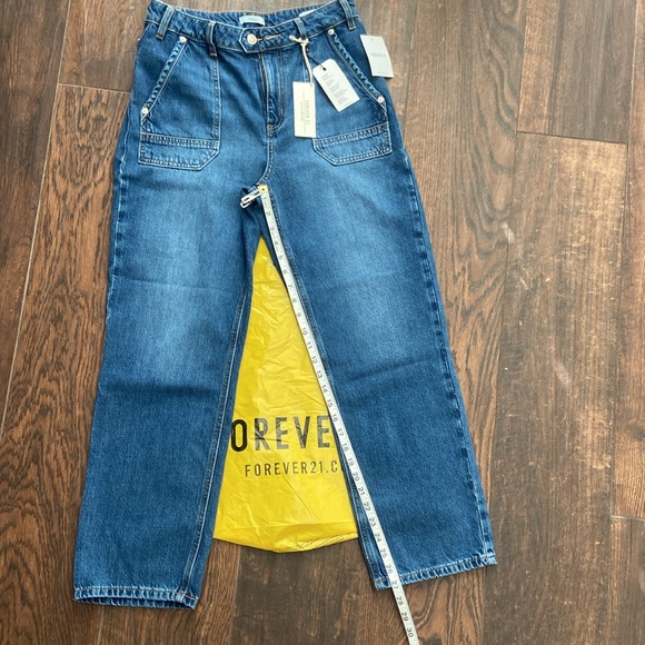 NWT Forever 21 jeans size 28. High rise, straight leg, slim fit, Retro style. - Picture 5 of 6